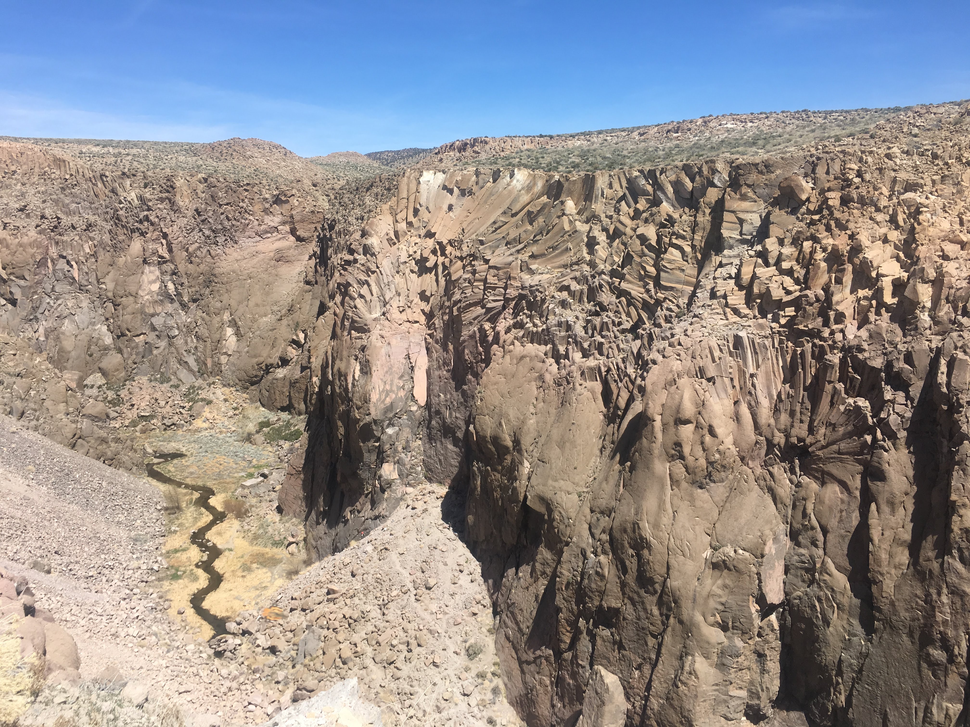 The Owens River Gorge from above, before descending into the upper gorge area.